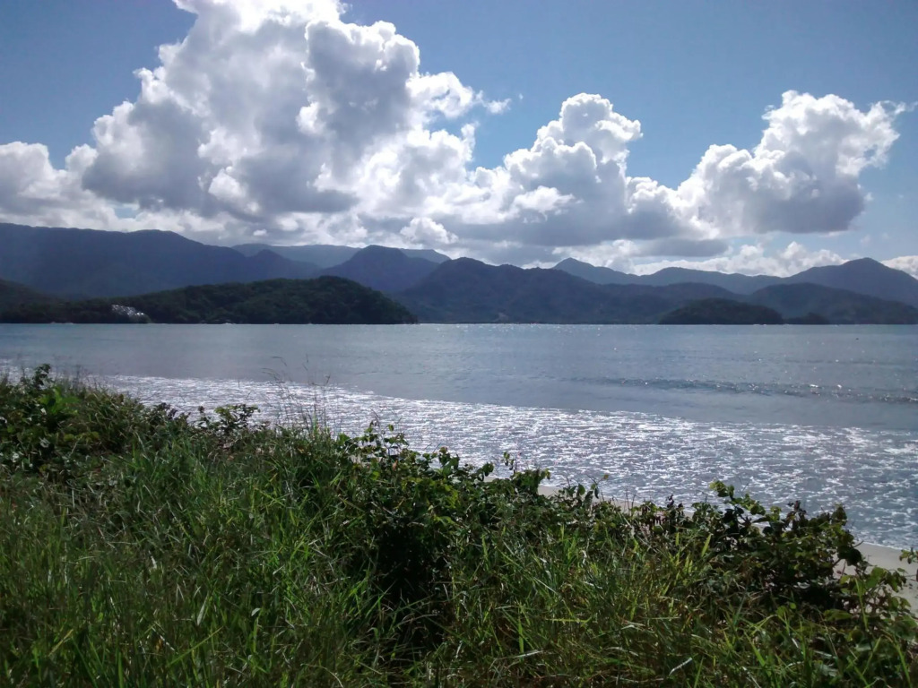 Ubatuba Surf Suites