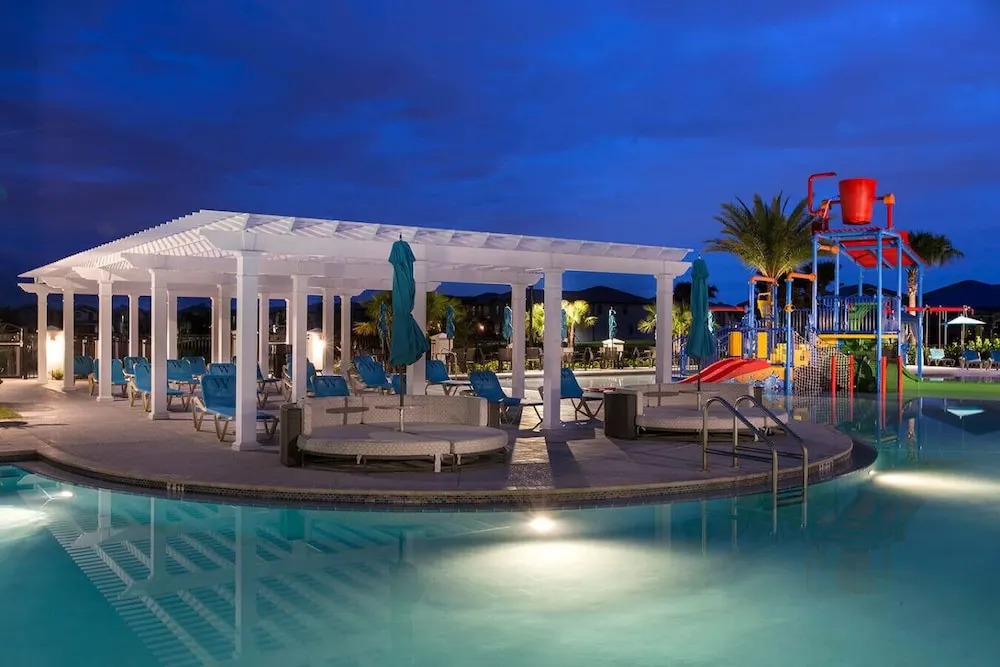 Spacious 5BR Villa w/ Private Pool Near Disney & Orlando