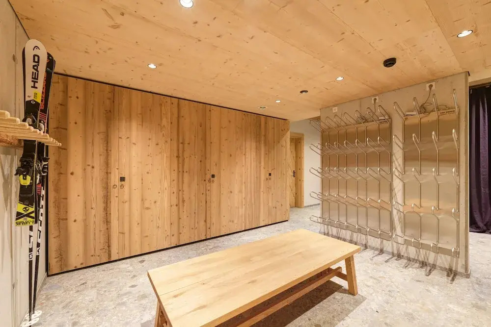 Chalet Silver Fox