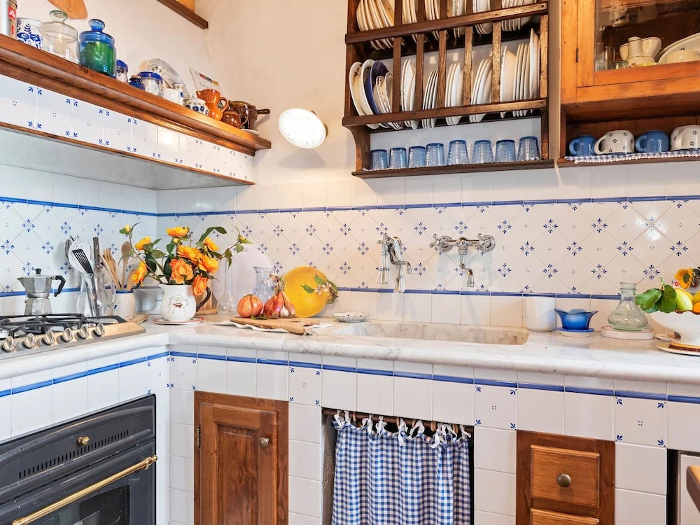 Hill-view Holiday Home in Camaiore With Private Garden