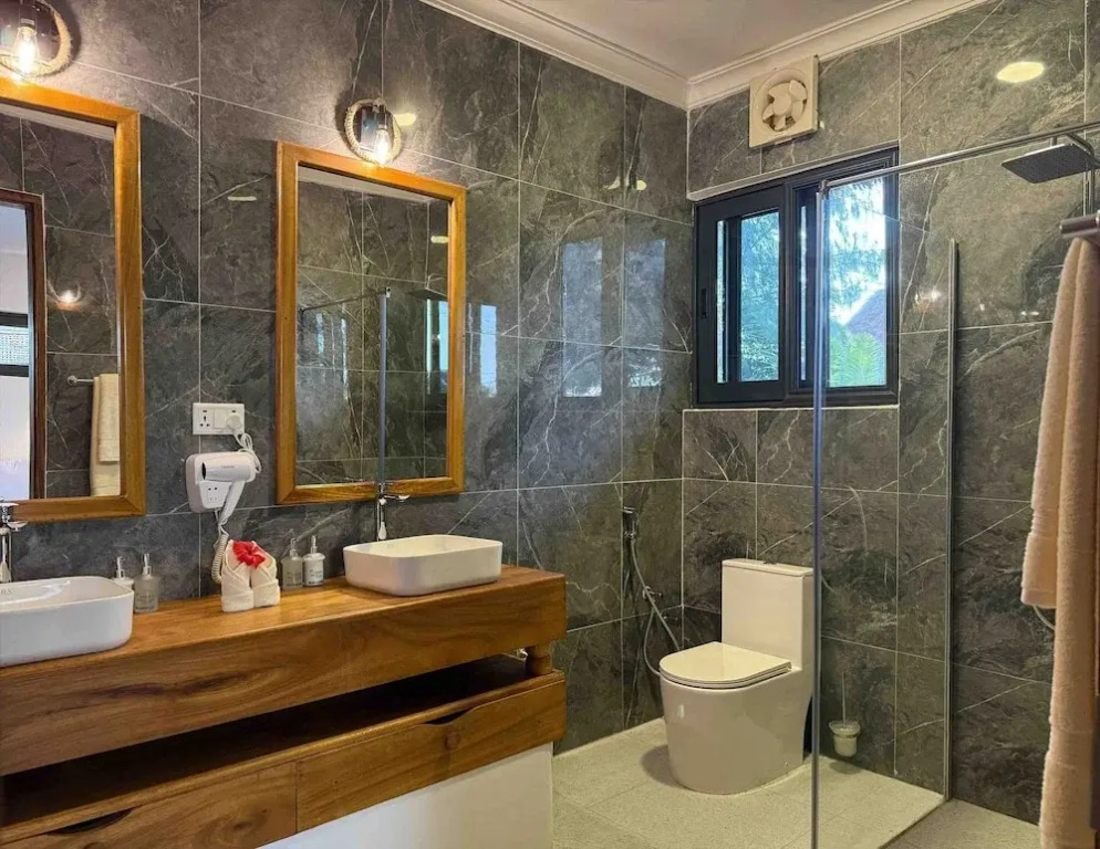 MANOLO Beach Resort