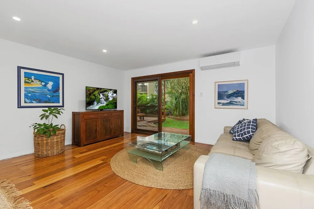 Sea Breeze At Cabarita Beach