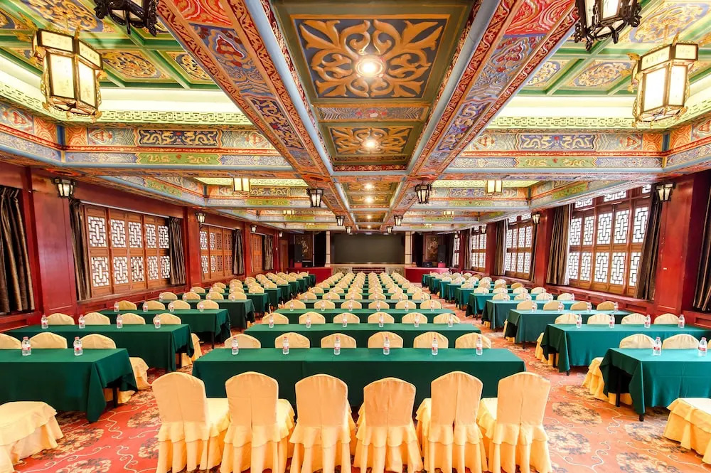 Chongqing WeiSelect Hongsheng Hotel