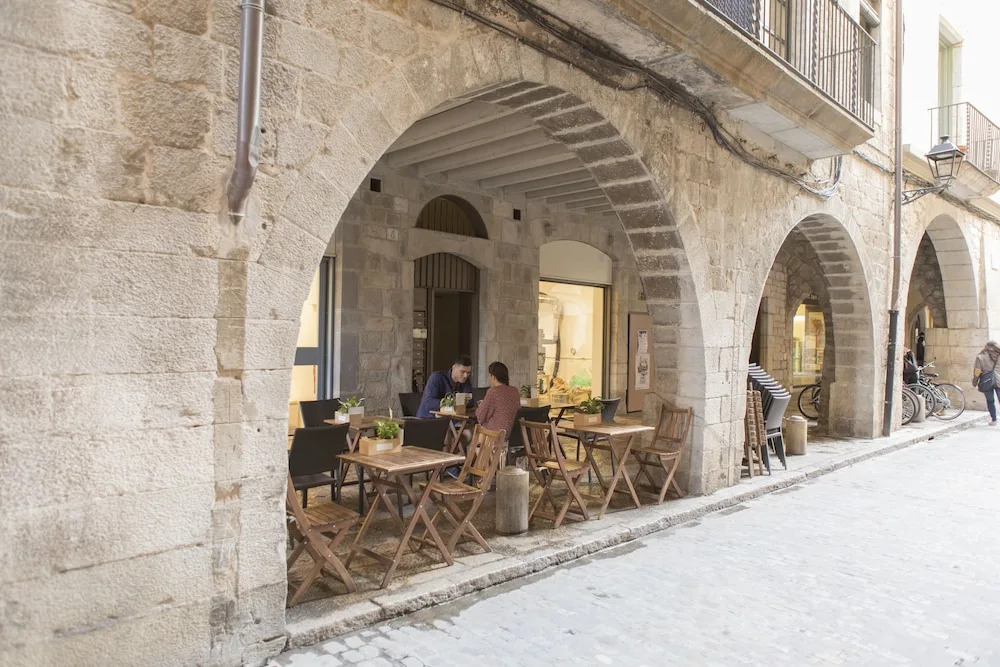 Bravissimo Cort Reial 1B