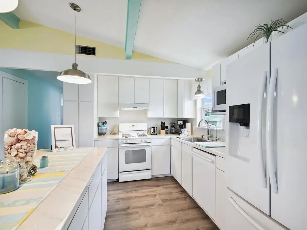 All Day Bay Dream by Ryson Vacation Rentals