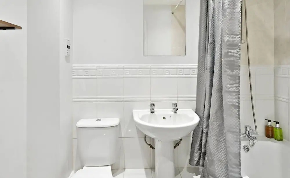 25 Off Weekly Contractor & Family Apt
