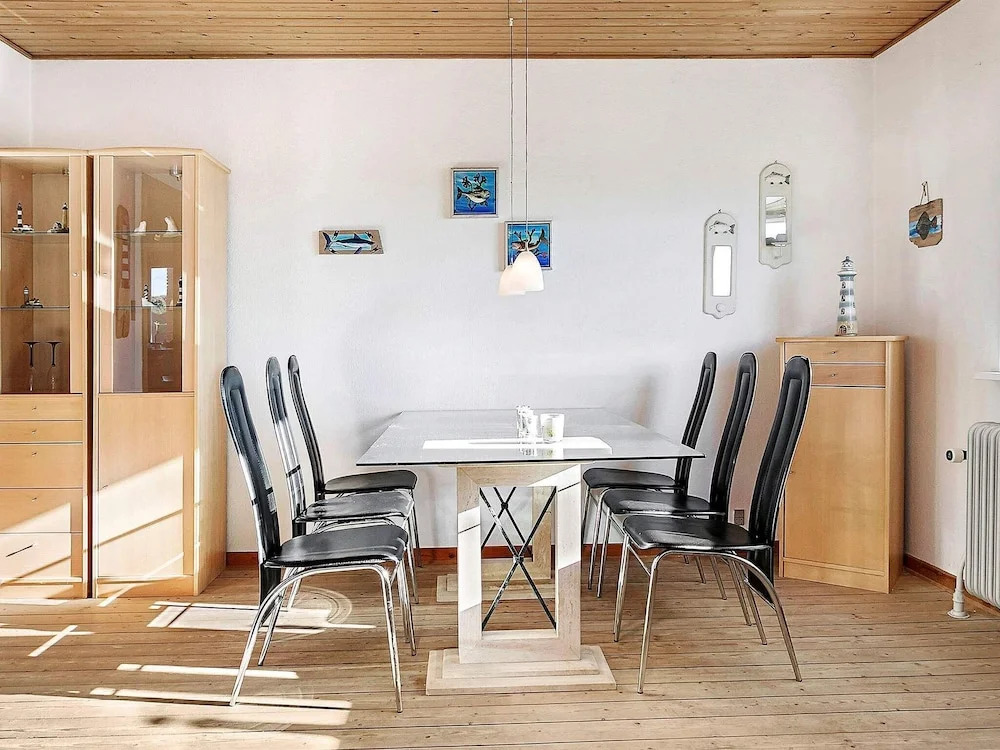 Fantastic Holiday Home in Thyboron near Sea