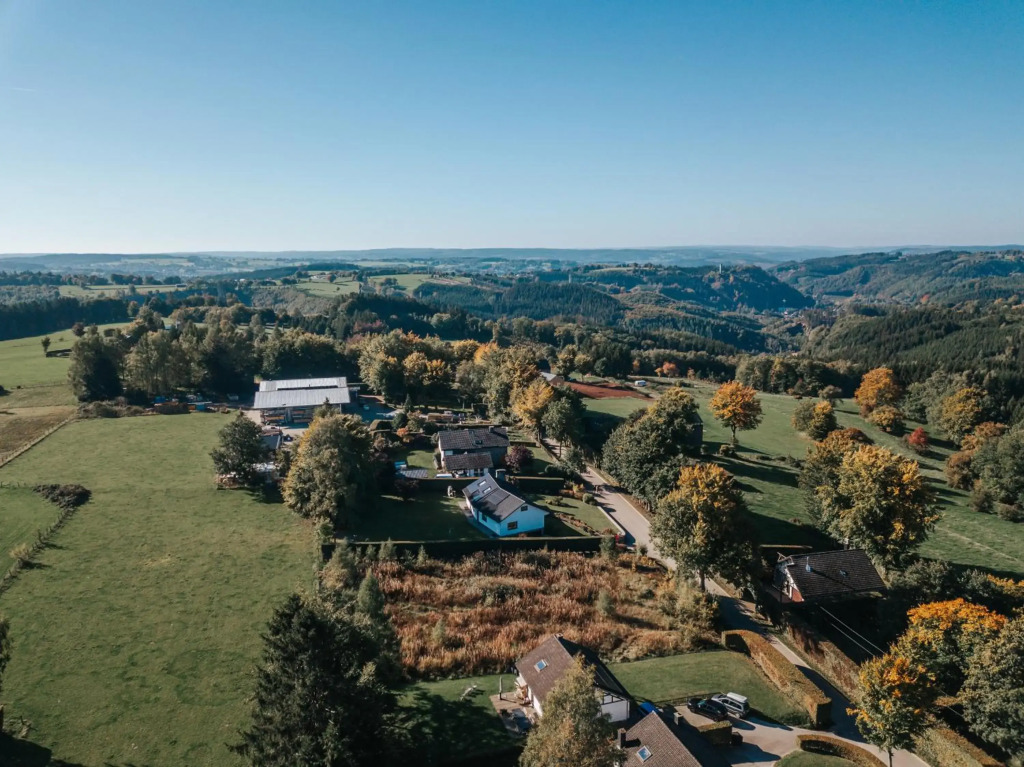 Le Héron 28pers, Malmedy- Home cinéma, balnéo, sauna, jardin