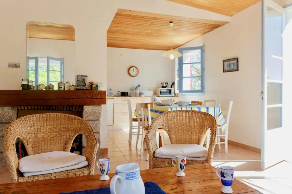 Une Vraie Maison de Vacances À 2 Pas de la Plage de Portmain