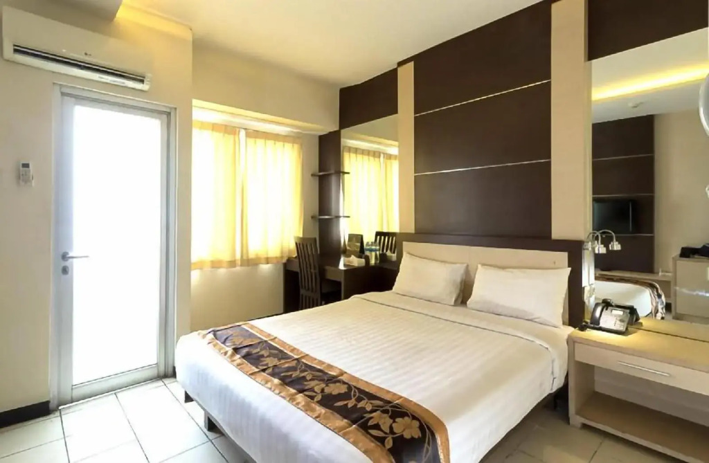 Centro City Service Apartment