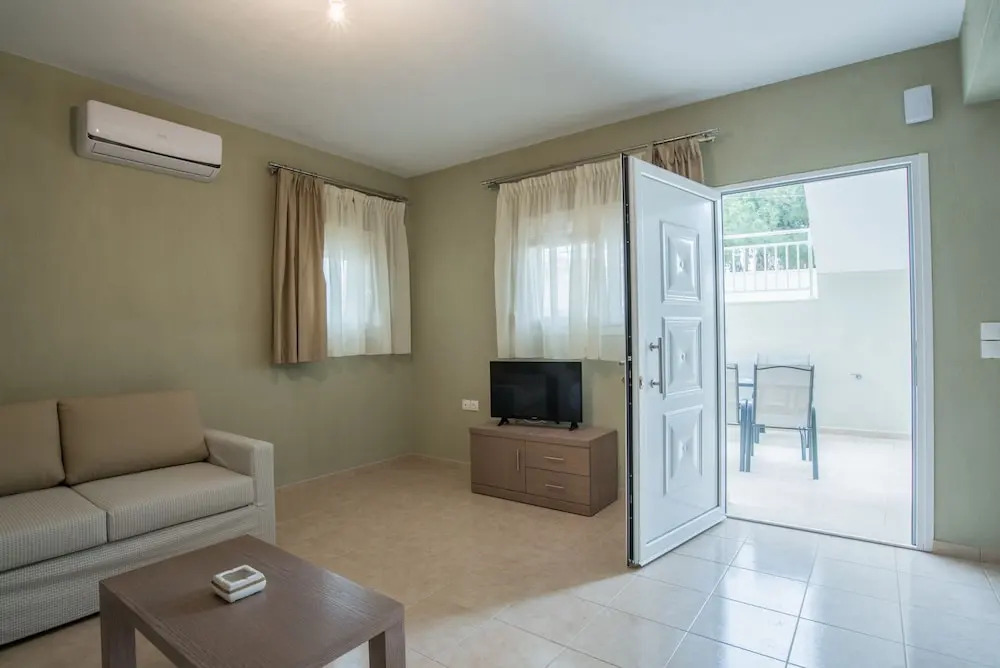 Lenas Apartments