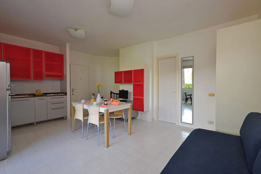 Ideal Equipped Retreat With Pool