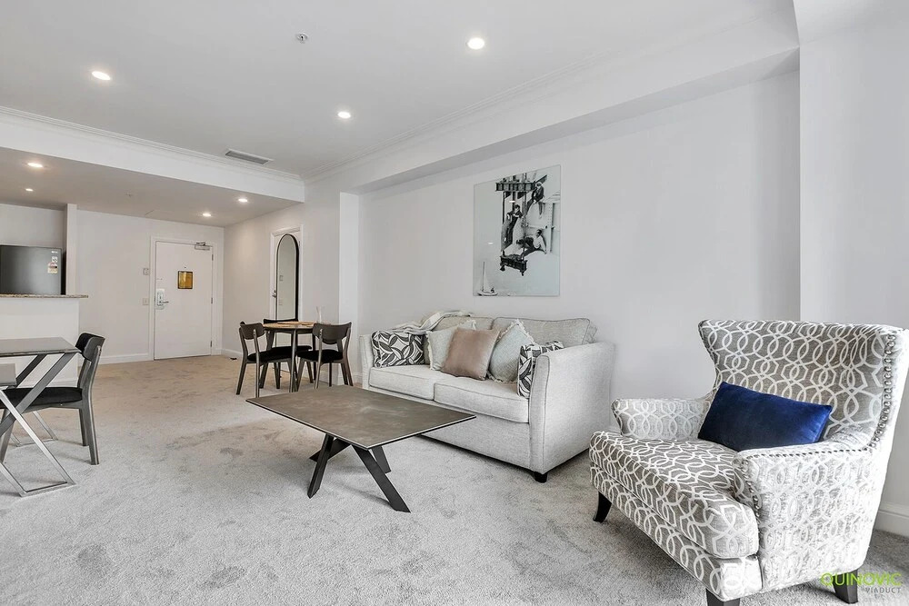 QV Modern Apartment in CBD - 078