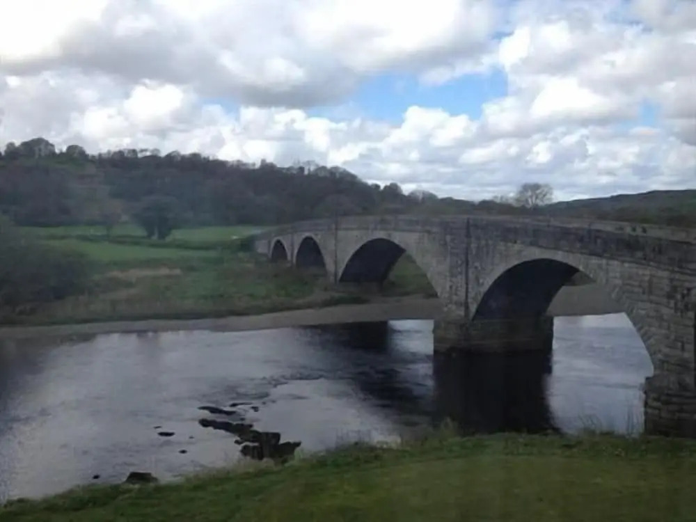 The Ken Bridge Hotel & Campsite