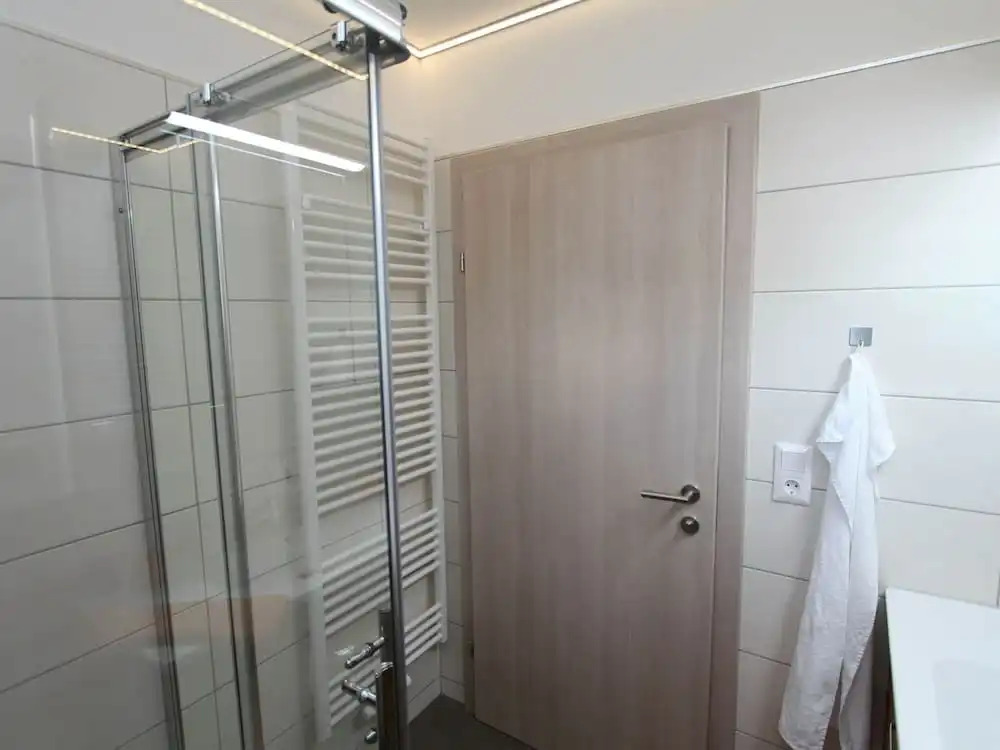 Nice Apartment in Detached House with Large Garden near Town Center & Ski Slope