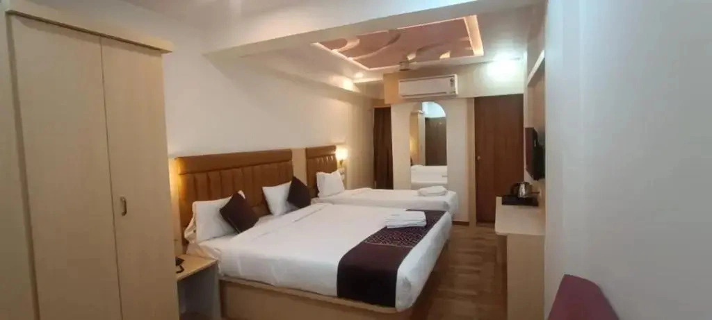 Hotel President Pride