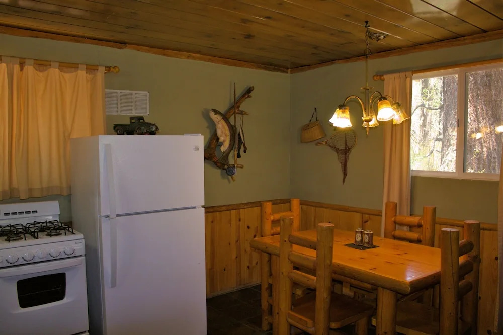 Goldmine Lodge