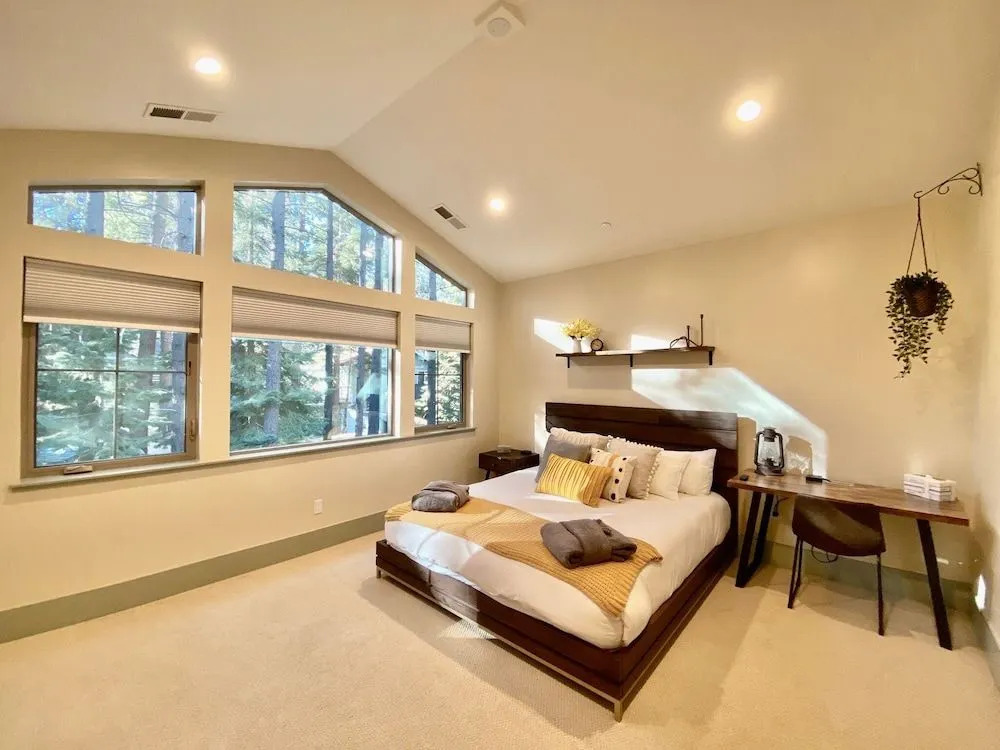White Tahoe Cottage