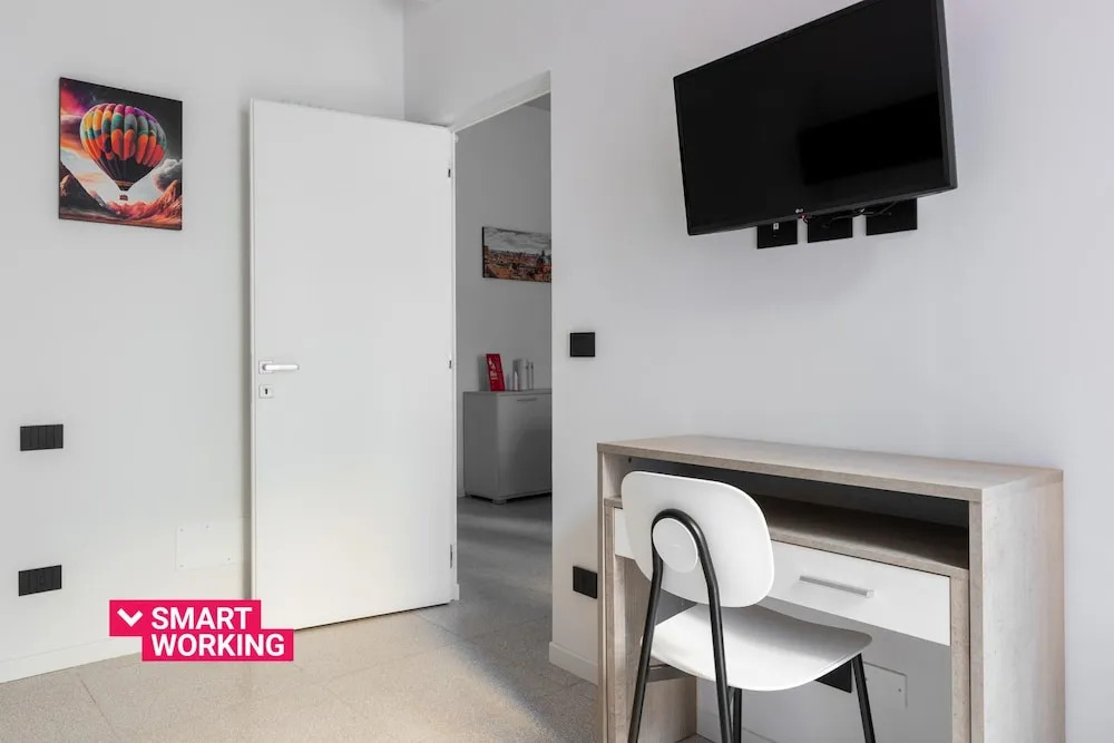 White Daisy Apartment by Wonderful Italy