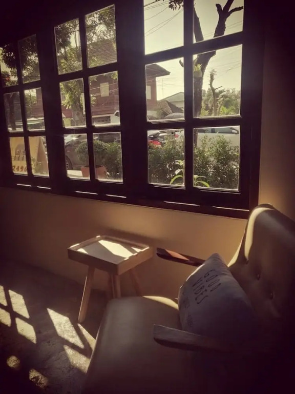 2496 Oldtel Bed & Cafe