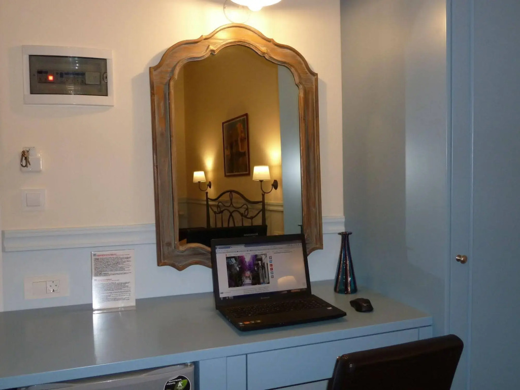Pension Omorfi Poli