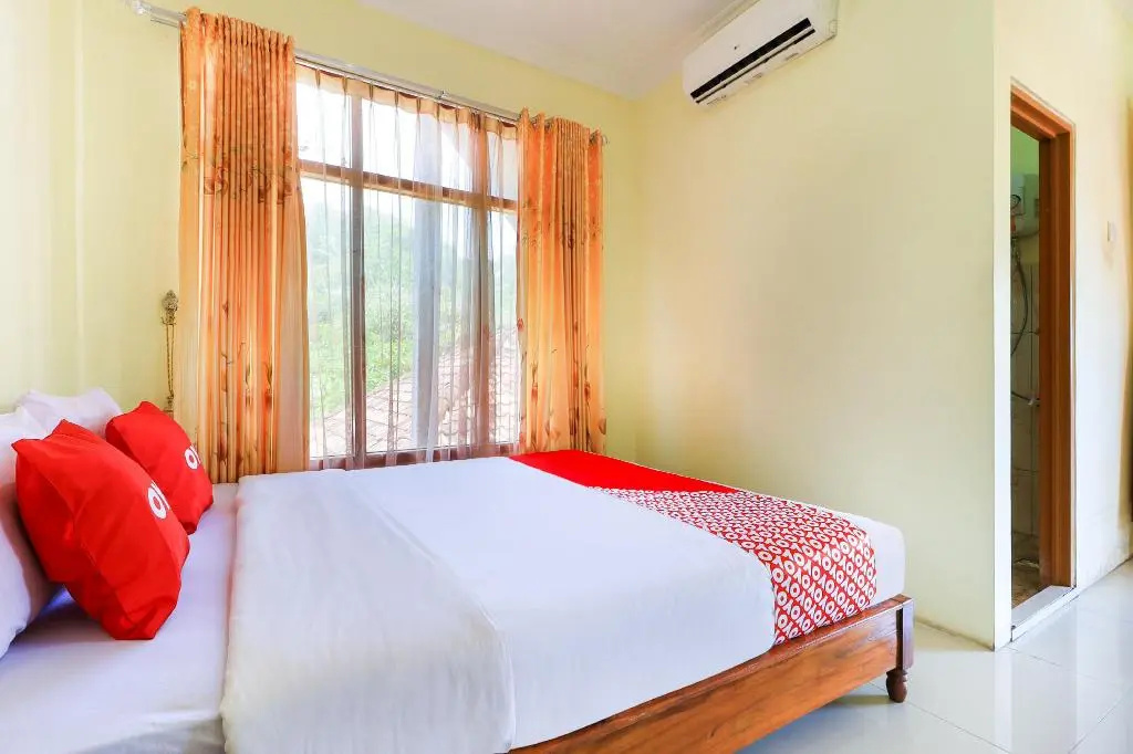 OYO 90034 Hotel Gandung Yunior