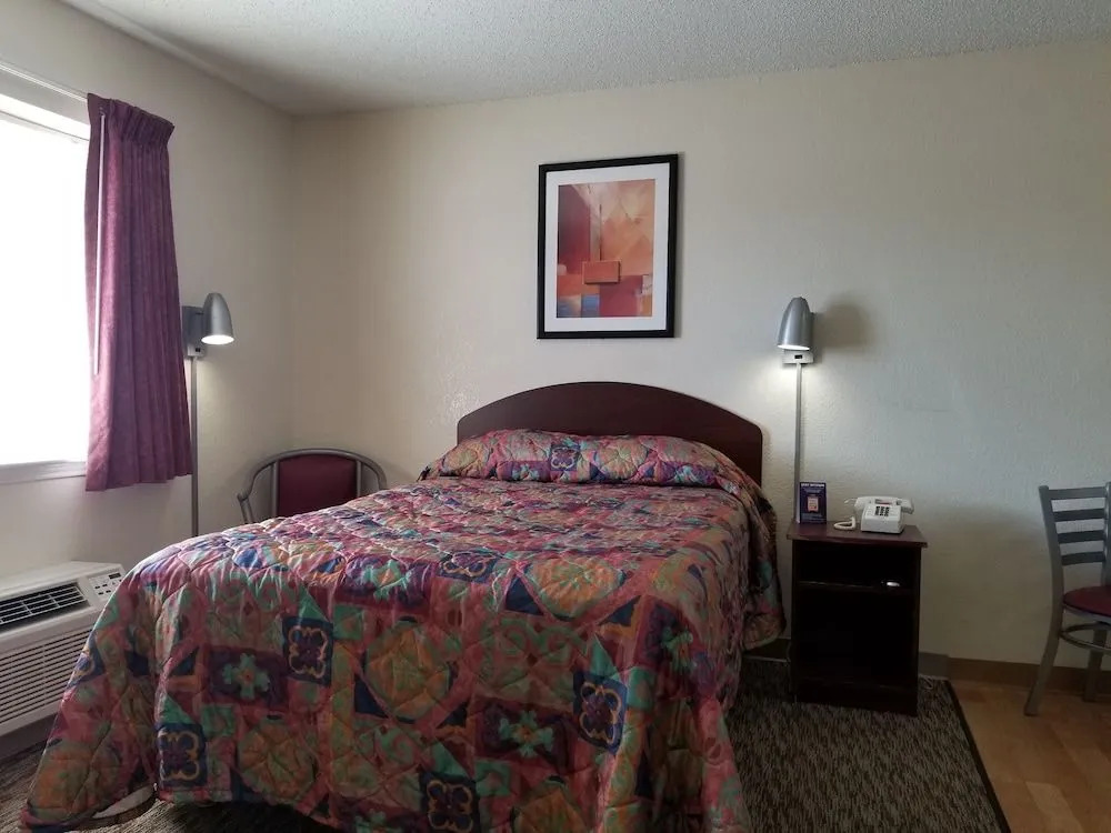 InTown Suites Extended Stay San Antonio TX - Leon Valley North