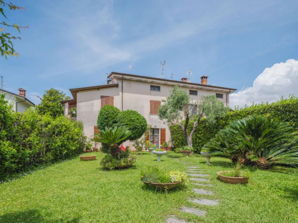 Apartment Cristina Marina Pietrasanta