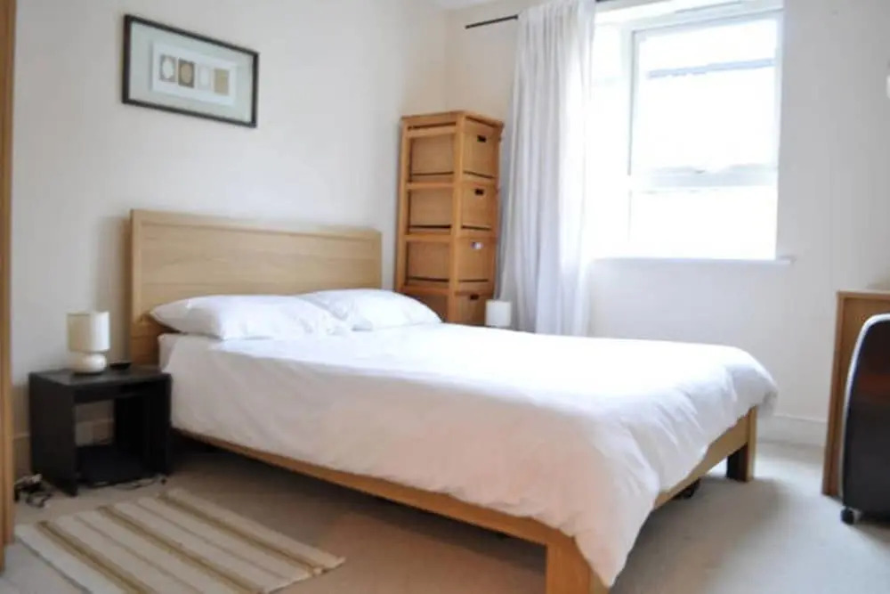 Modern Central 1 Bedroom Apartment
