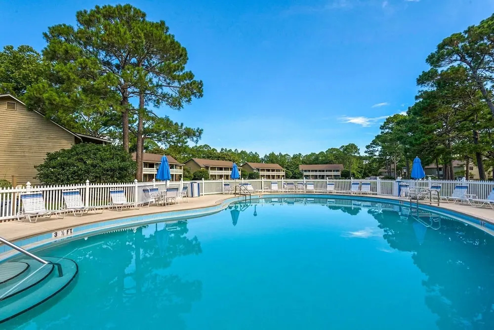 542nd98c 2 Bedroom Condo