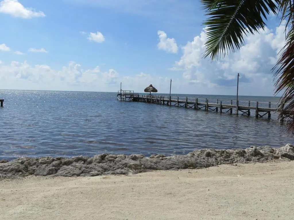 White Sands Inn