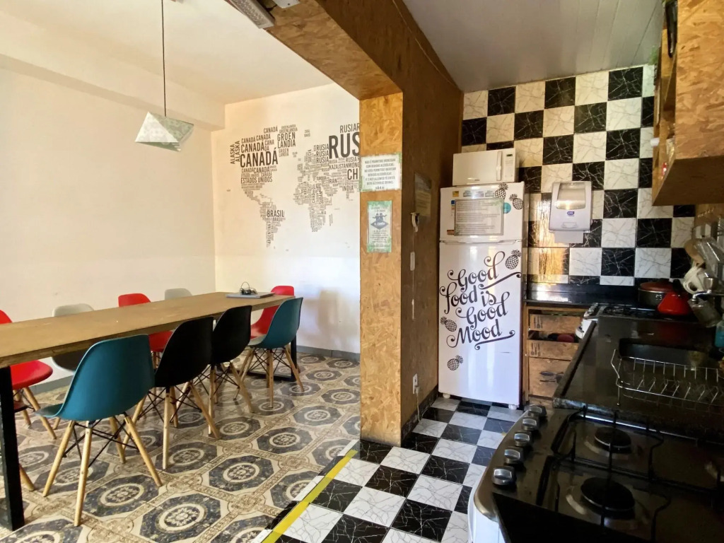 A Coroa Hostel & Pousada