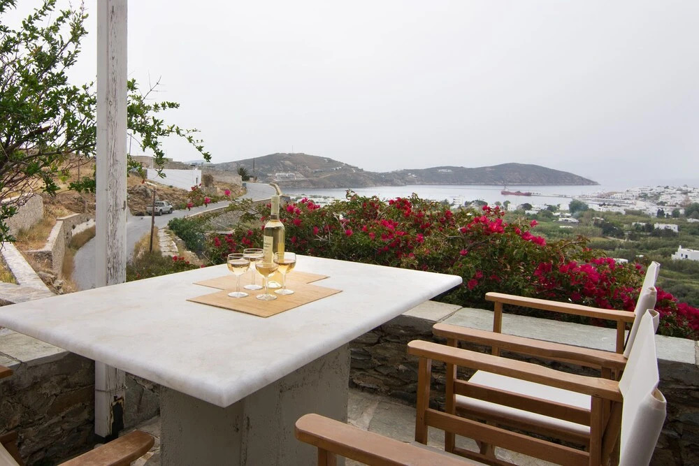 Stunning view house in Serifos