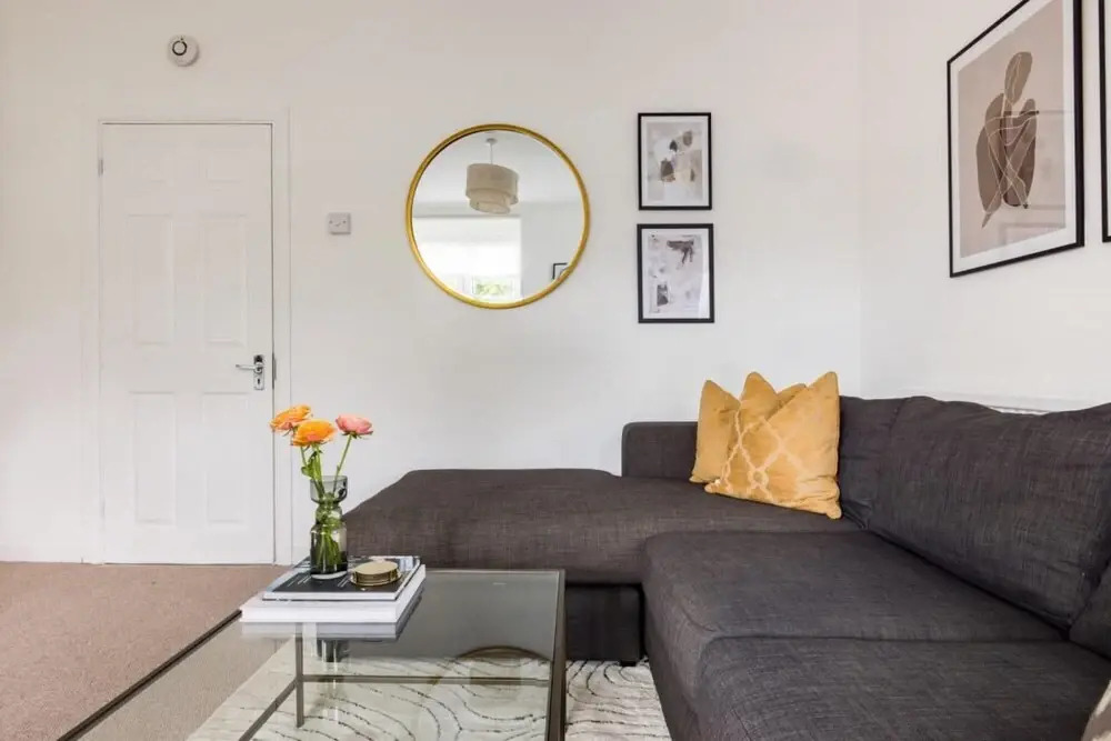 The Vauxhall Bolthole - Elegant and Bright 2bdr Flat