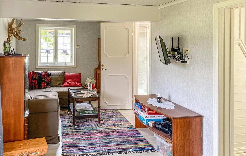 3 Bedroom Stunning Home In Mellerud