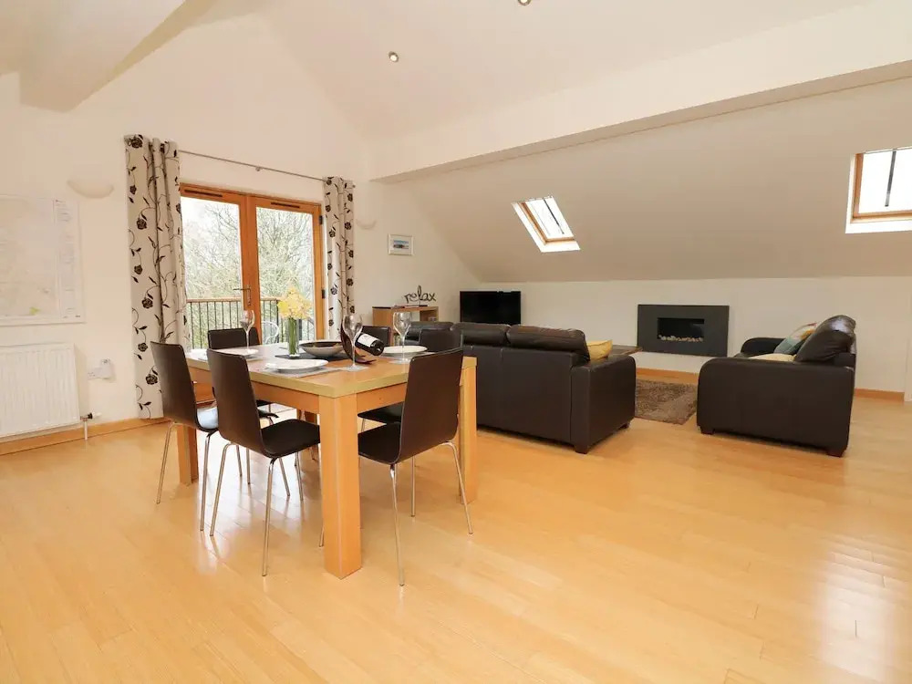 Cholwell Barn Apartment