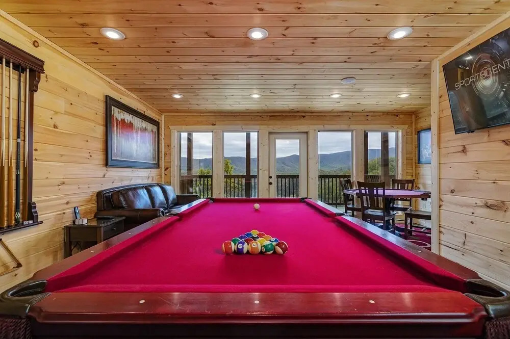 Panoramic Perfection - 5 Bedrooms, 5.5 Baths, Sleeps 14 5 Cabin by RedAwning