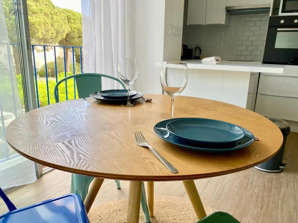 LE FLOW - Studio Quartier Ponant - accès WIFI, 15 min des plages à pieds
