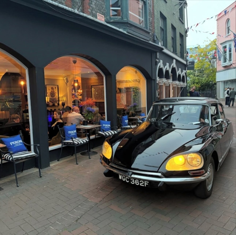 Beds at 46, Cowes