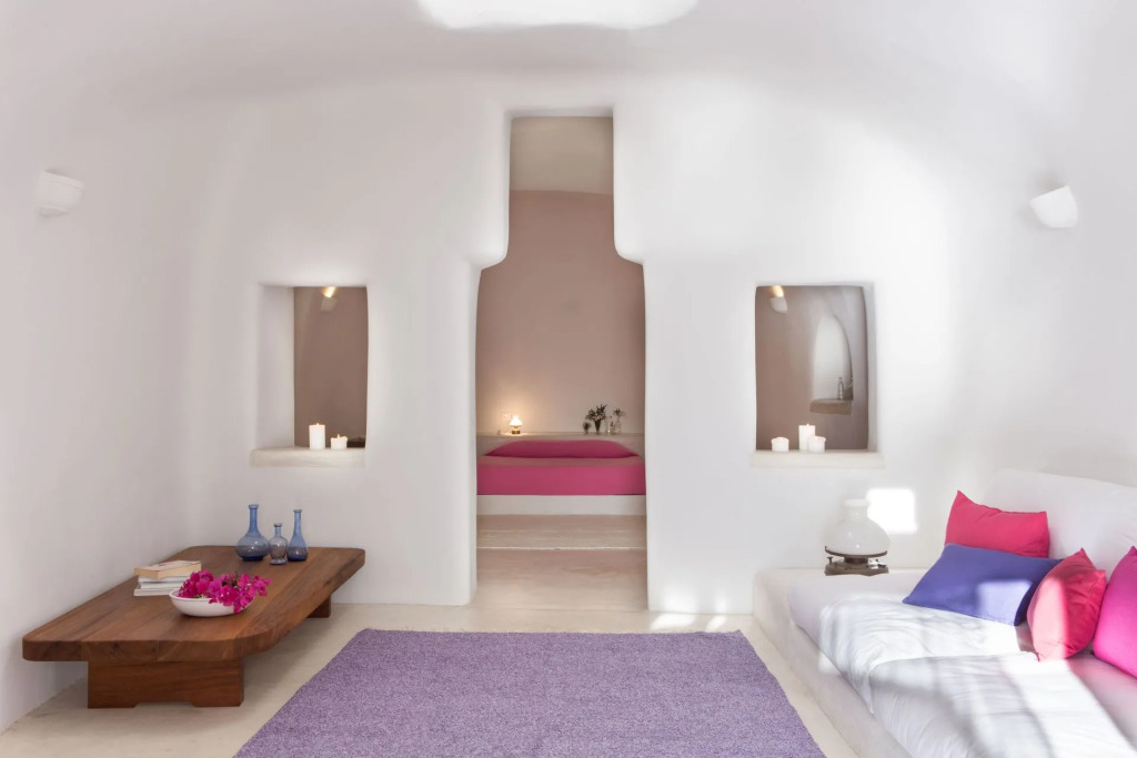 Perivolas Hotel