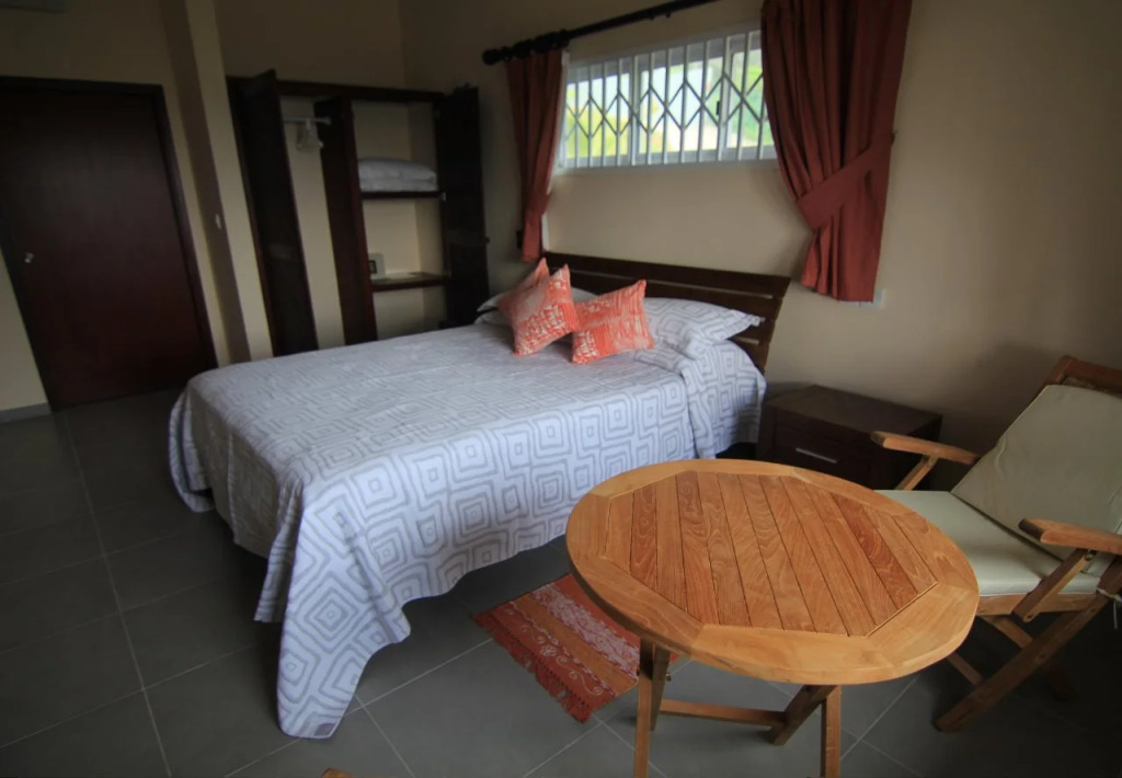 Surfers Beach Self Catering Chalets