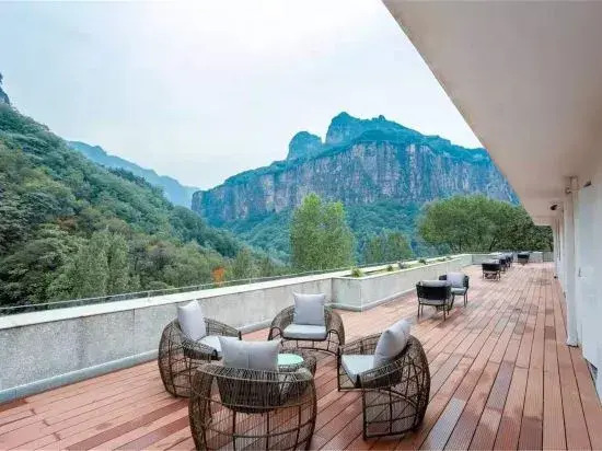 QIANNA HOTEL (Wanxianshan Qingshanju)