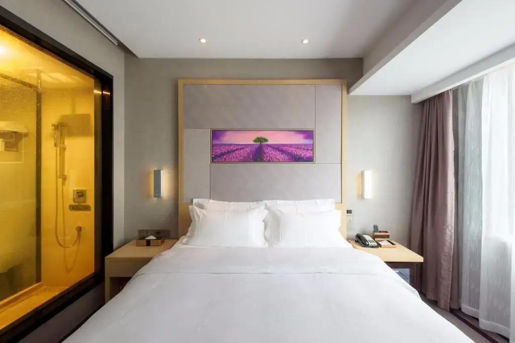 Lavande Hotel Wenchong Branch