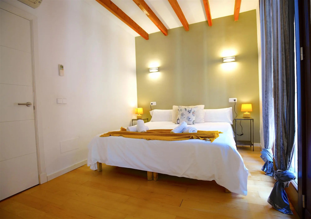 Montmari TI - Spacious and bright apartment