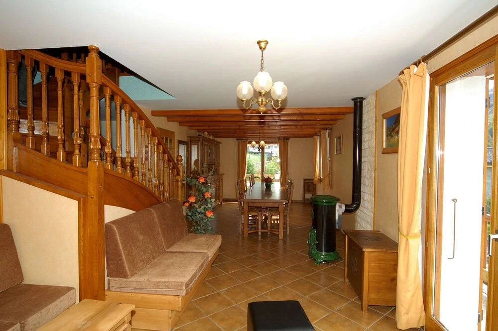 Chalet With 6 Bedrooms in Saint-martin-de-belleville, With Wonderful M