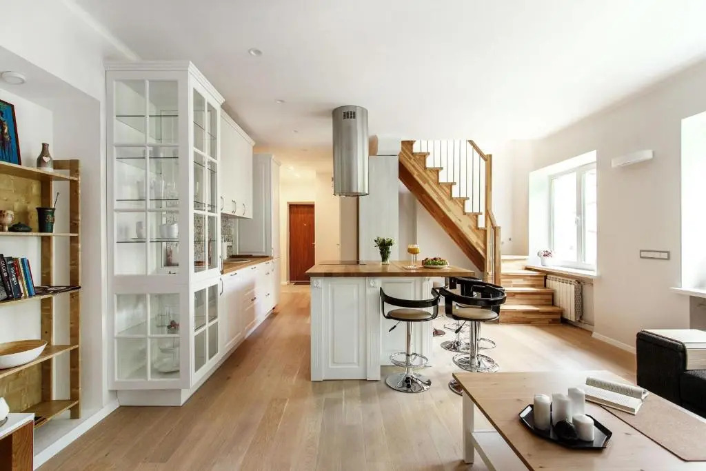3bdr Modern and Stylish Apartment - Heart of Old Town by Houseys