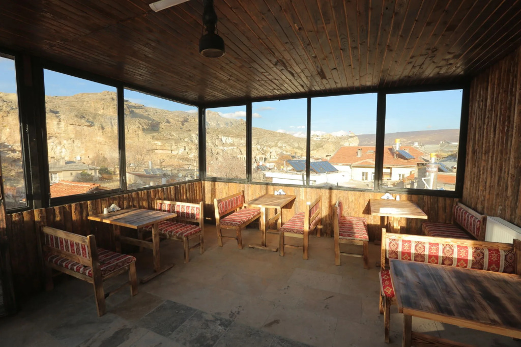 Sandık cave house