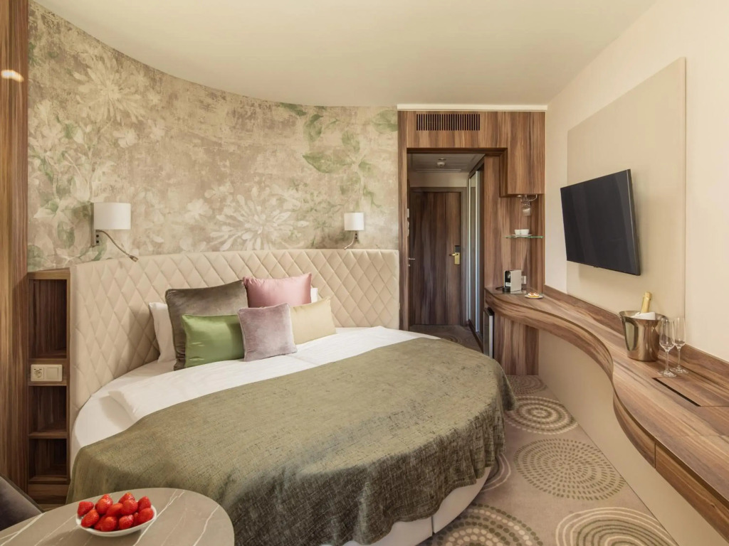 Hotel Carbona Thermal Spa