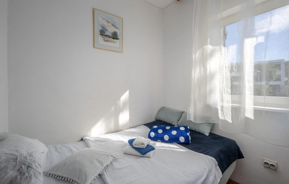 Nice Apartment in Malinska With Wifi and 3 Bedrooms