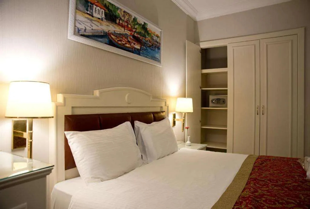 Taksim Metropark Hotel